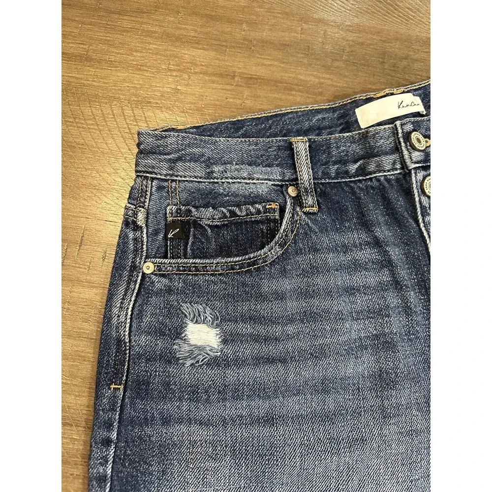 NWT KANCAN Ivy High Rise Button Fly Mom Jean Shorts Distressed Frayed Size 11/29